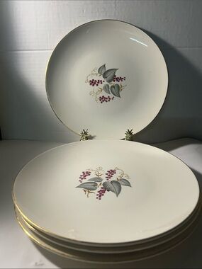 Knowles Cream Porcelain Dinner Plates with Purple Grape Design and Gold Rim